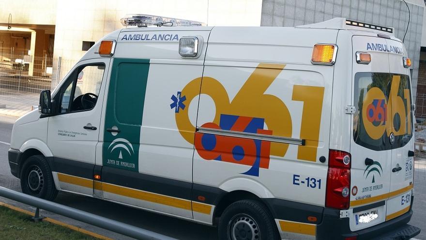 Ambulancia del Centro de Emergencias Sanitarias 061