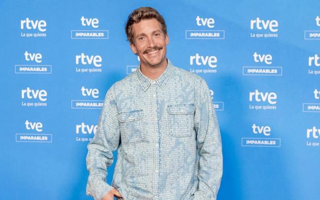 Marcos Martínez, Grison, se estrena como presentador en 'El Escondite'.