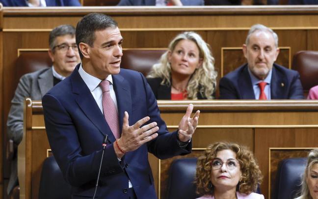 Pedro Sánchez interviene en la última sesión de control al Ejecutivo español en el Congreso.