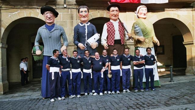 Los gigantes de Bermeo cumplen 20 años