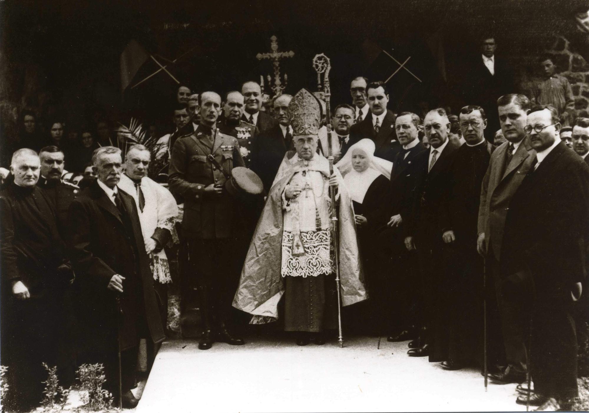 Imagen del acto de inauguración del Asilo Bilibar, el 18 de abril de 1926