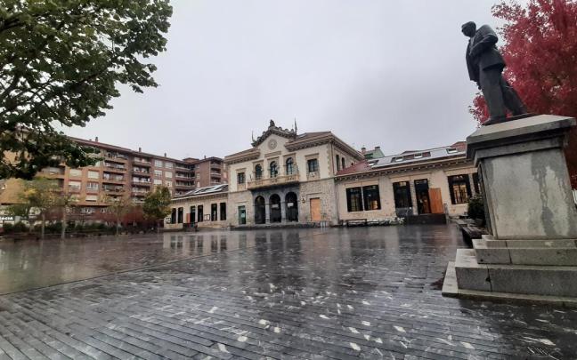 Ayuntamiento de Amurrio en la plaza Juan Urrutia