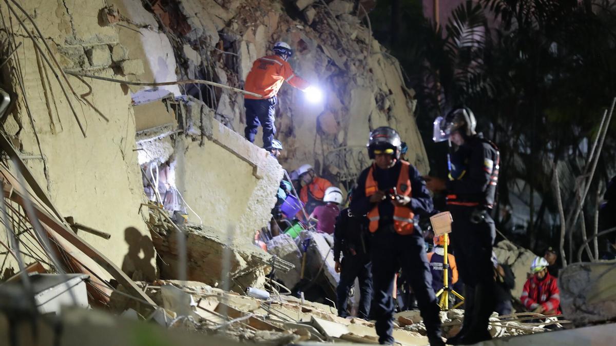 Declarado el estado de emergencia tras el doble terremoto de Venezuela