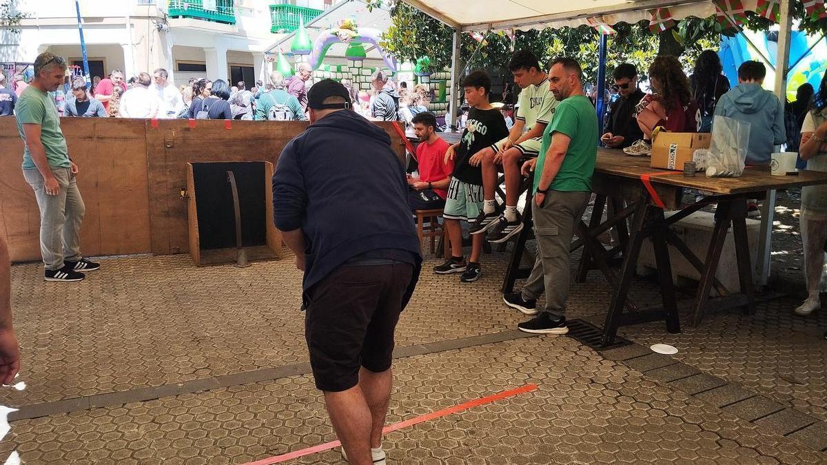 Concurso de toka en las fiestas de Alaberga