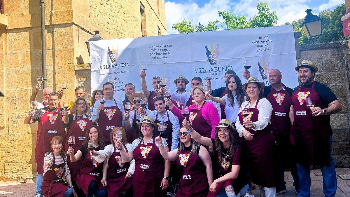 Bodegueros locales, en la presentación del V Wine Fest de Villabuena Eskuernaga.