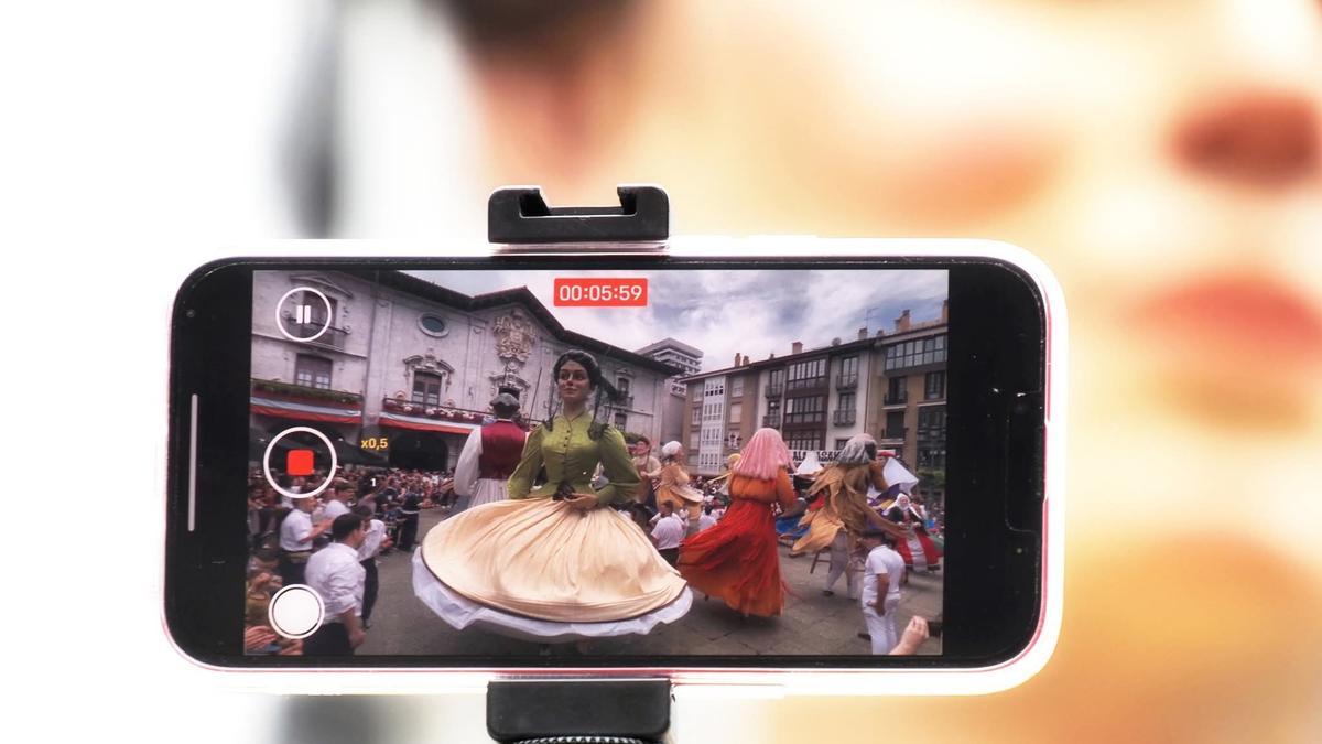 Tercer premio: 'Bestearen begitik' de Iñaki Rubio.