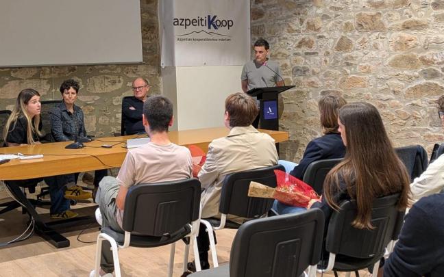 El palacio Basazabal sirvió de marco a la presentacion de azpeitiaKoop