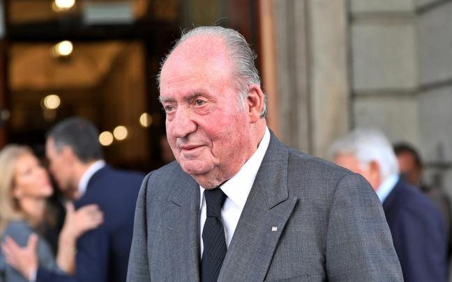 El rey emérito, Juan Carlos I. El rey emérito, Juan Carlos I.