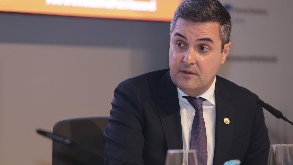 Mikel Jauregi, durante el foro organizado hoy en la Universidad de Deusto.