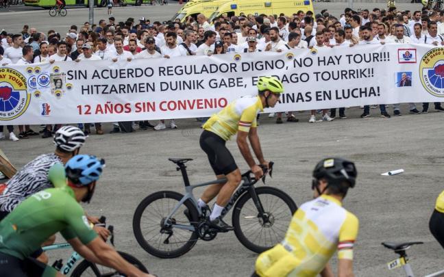 Los sindicatos y 'Ertzainas en Lucha' se movilizarán juntos este jueves ante al Parlamento Vasco y el próximo día 29 coincidiendo con la presentación del Tour en Bilbao.