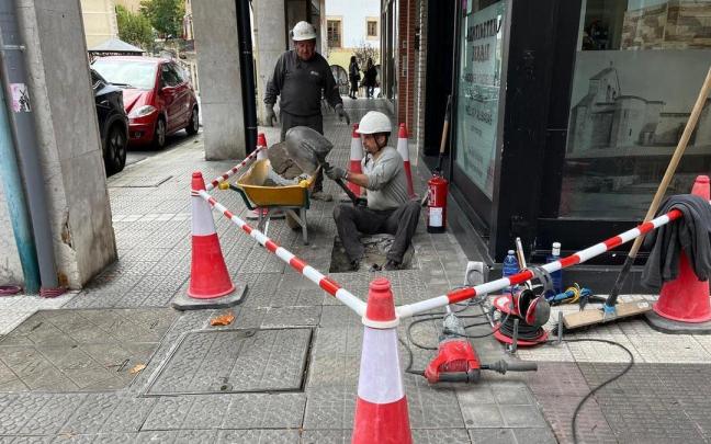 Técnicos y operarios están ya trabajando para localizar la avería