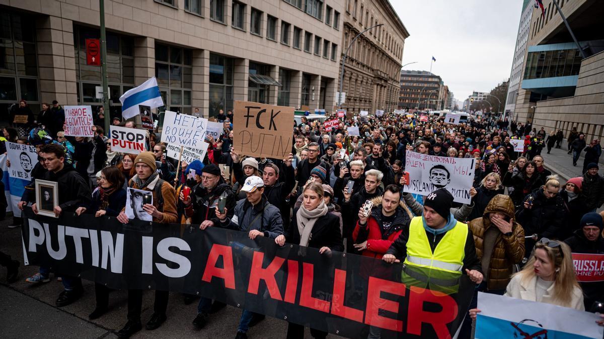 Una manifestación en Berlín en recuerdo de Alexei Navalni.