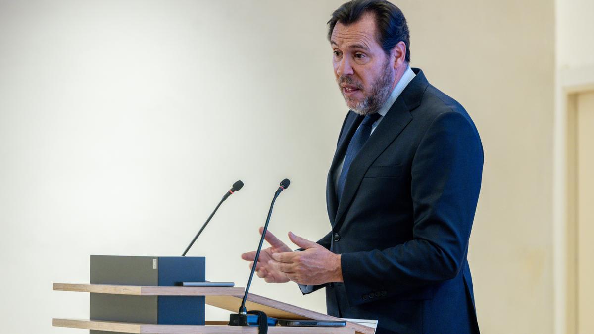 El ministro de Transportes y Movilidad Sostenible, Óscar Puente.
