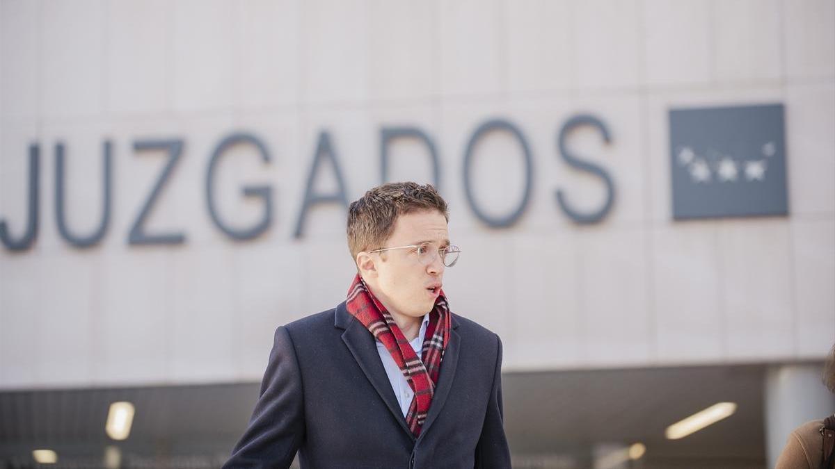 El exdiputado Íñigo Errejón a la salida del juzgado en una imagen de archivo.