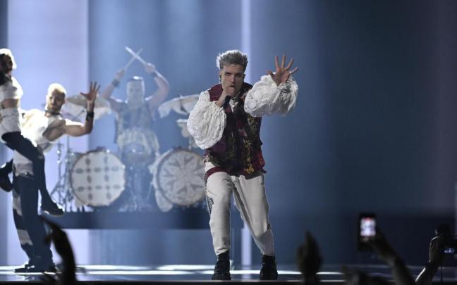 Baby Lasagna, representante croata, durante la primera semifinal de Eurovisión