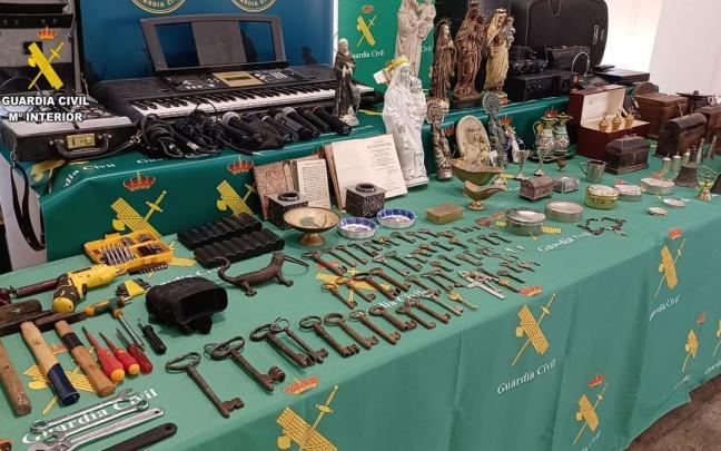 Objetos robados por los detenidos.