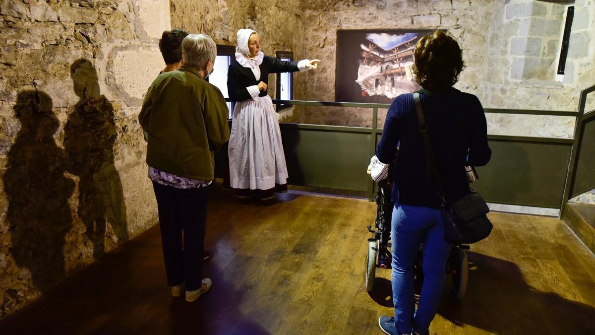 Andre Madalen acompañará a las visitas en su recorrido por el Palacio Lili para contarle la historia de su linaje.