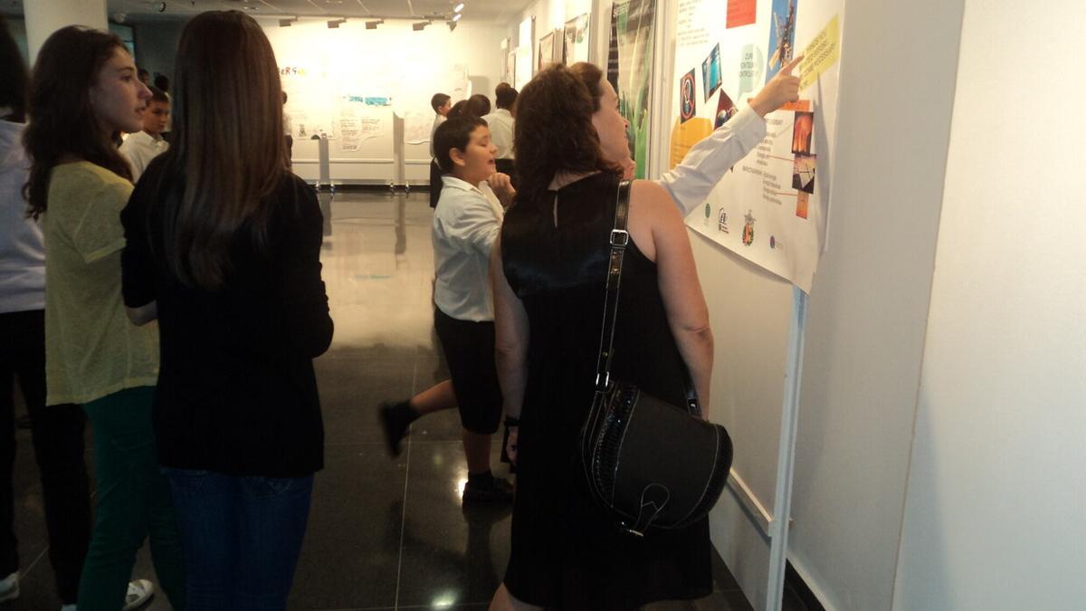 Una exposición sobre energías renovables en Lauaxeta Ikastola.