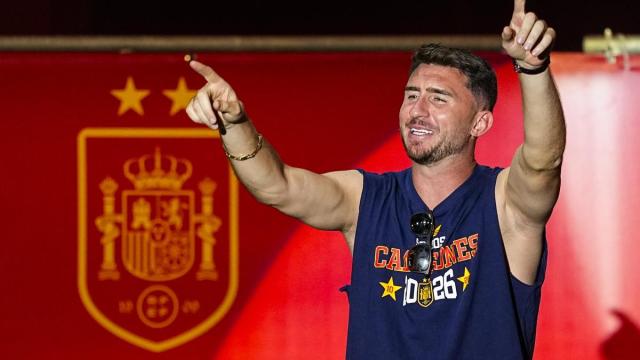 Aymeric Laporte celebrando su victoria en el Mundial 2026