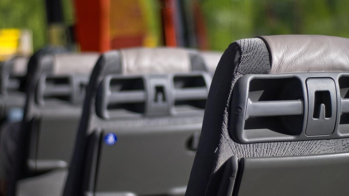 Interior de un autobús.