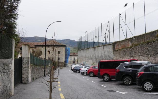Ante la oleada de robos en vehículos, la Ertzaintza reforzara la vigilancia en zonas de aparcamiento de Orduña / Ayuntamiento de Orduña Ante la oleada de robos en vehículos, la Ertzaintza reforzara la vigilancia en zonas de aparcamiento de Orduña