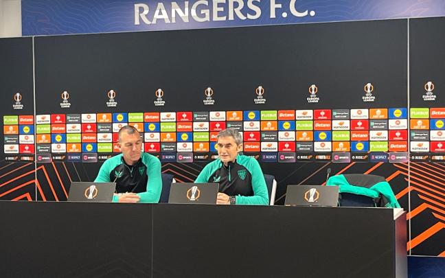 Ernesto Valverde esta tarde en la conferencia de prensa en Ibrox Stadium Ernesto Valverde esta tarde en la conferencia de prensa en Ibrox Stadium
