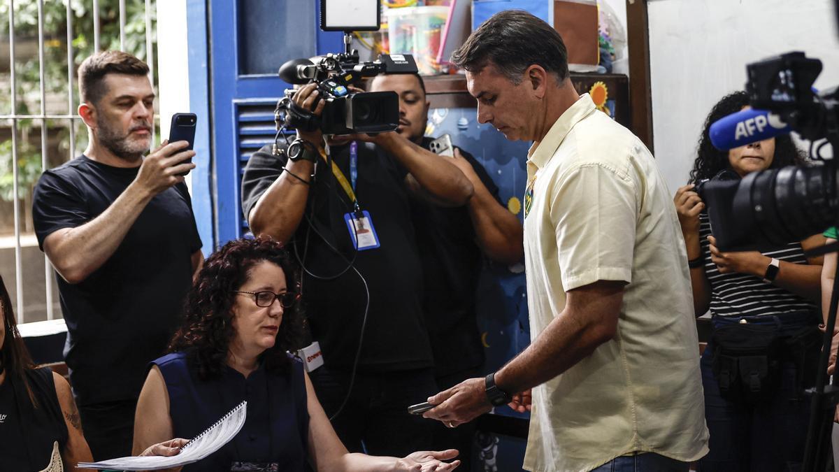 El candidato presidencial del Partido Liberal de Brasil, el senador ultraderechista Flávio Bolsonaro