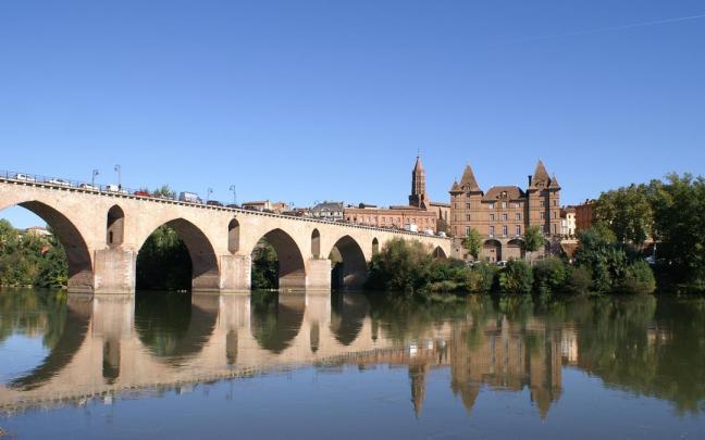 Vista panorámica desde el puente viejo.