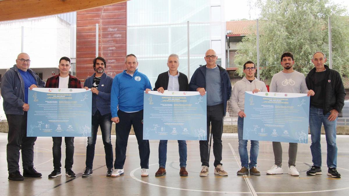 Presentación del decálogo en Lazkao.