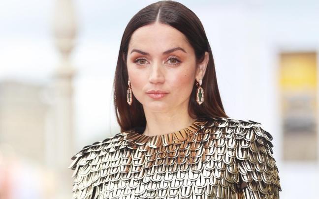 Ana de Armas en una entrega de premios. Ana de Armas en una entrega de premios.