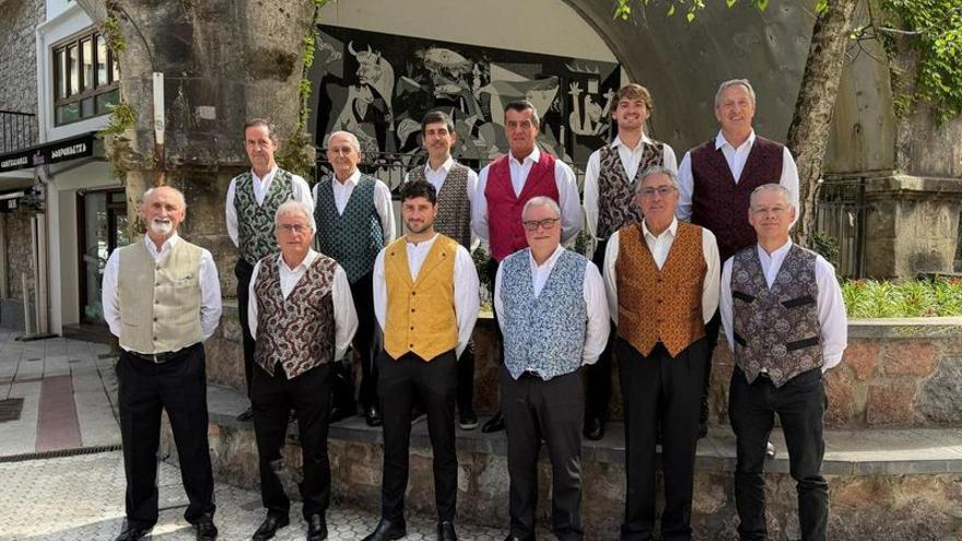 Integrantes de Alai Berri Abesbatza.