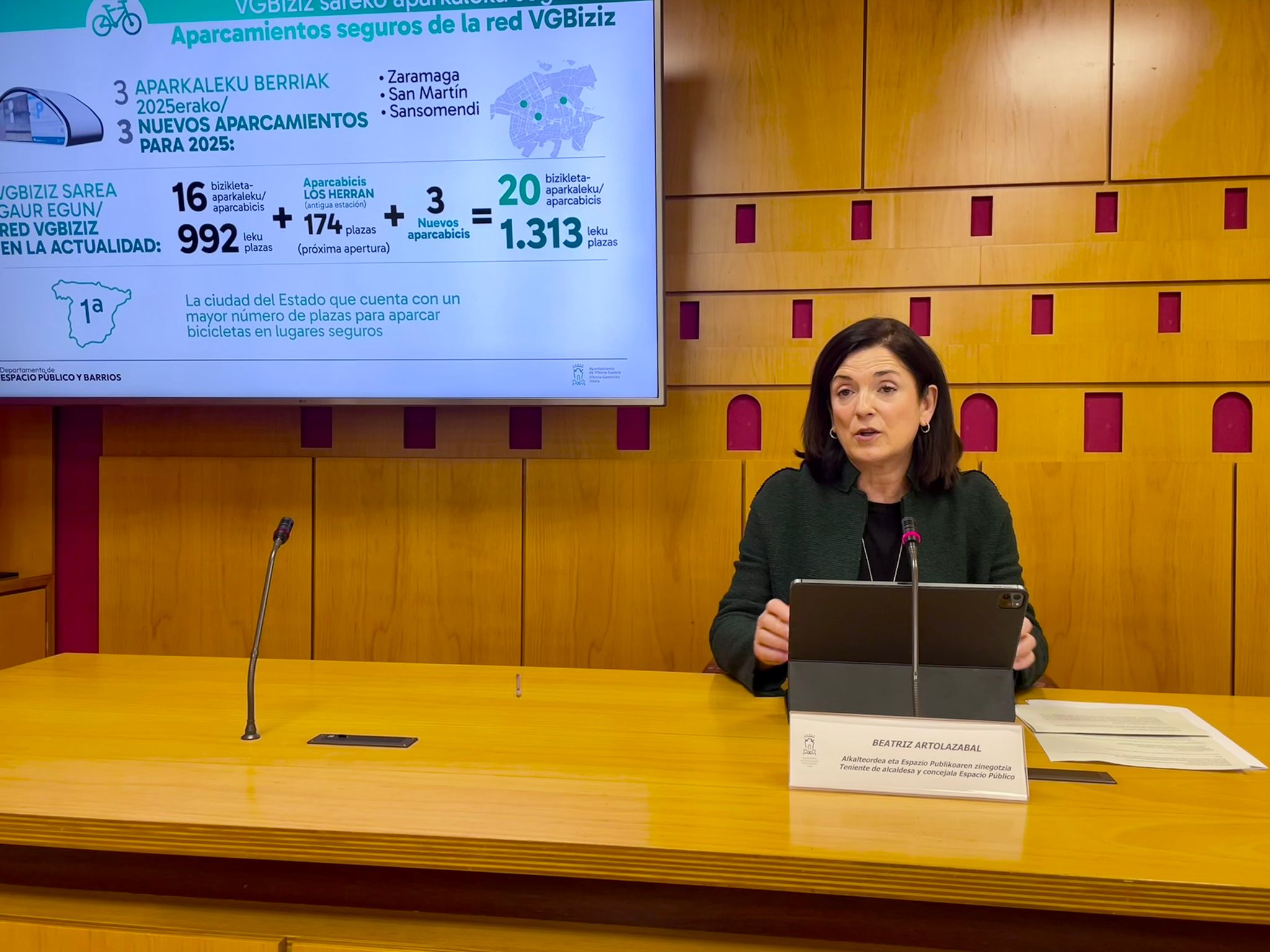 La concejala de Espacio Público y Barrios, Beatriz Artolazabal. La concejala de Espacio Público y Barrios, Beatriz Artolazabal. Foto: Ayuntamiento de Gasteiz