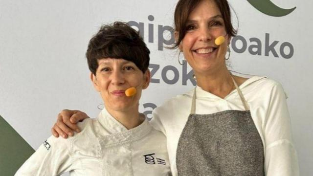 Anne Otegi y Aitziber Aizpuru.