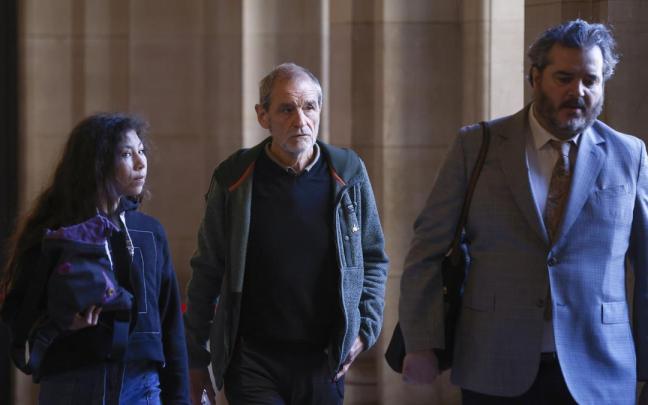 Josu Ternera acude a su juicio en París.