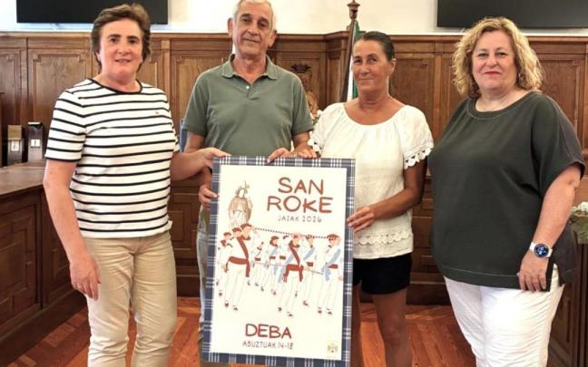 Presentación del cartel de fiestas más votado en la consulta popular organizada por el Ayuntamiento de Deba.