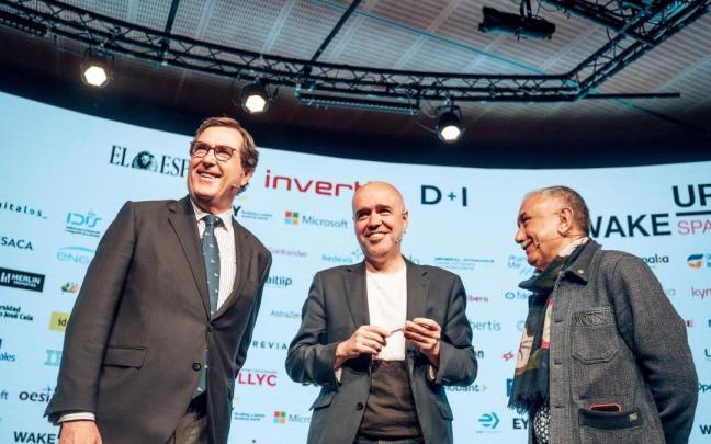 (I-D) El presidente CEOE, Antonio Garamendi; el secretario general de CCOO, Unai Sordo y el secretario general de UGT, Pepe Álvarez.