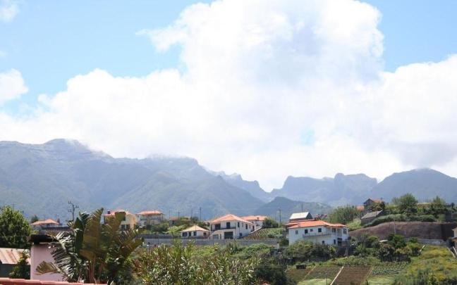 Localidad de Santana, en Madeira.