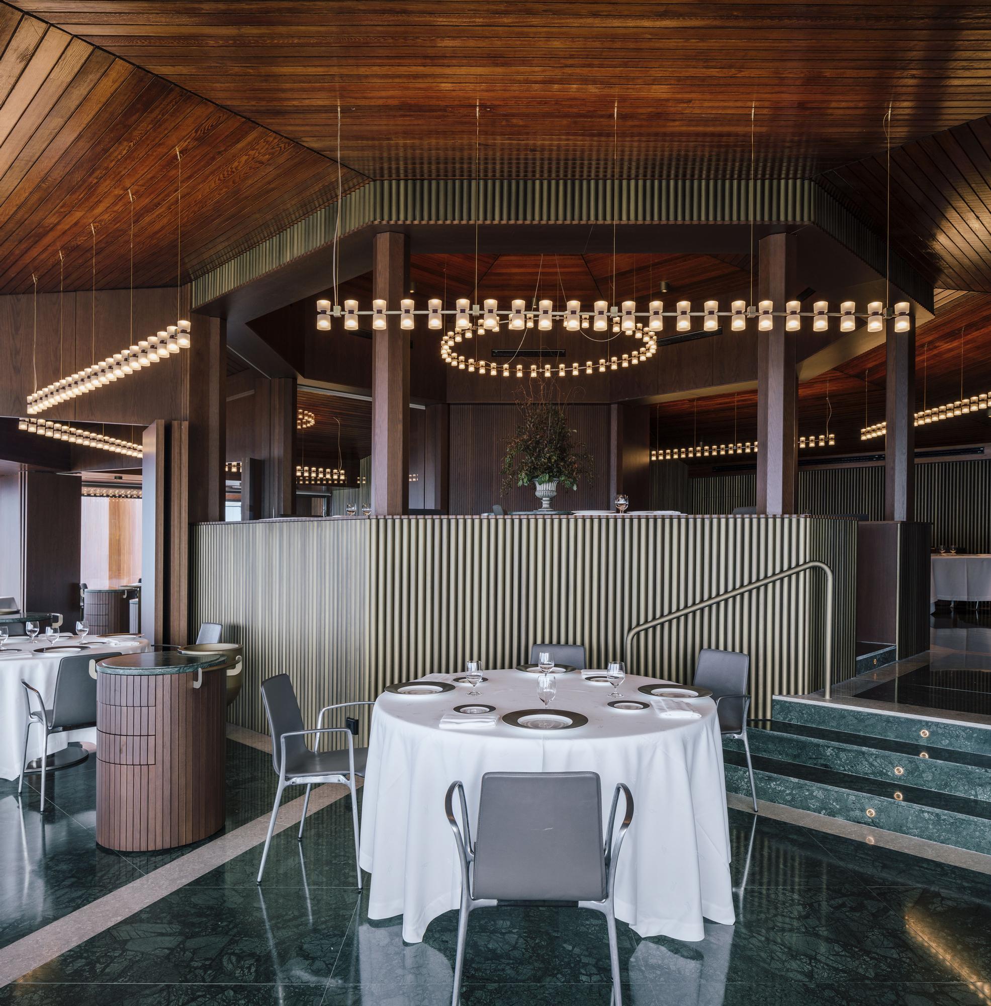 Dining room del Akelarre, restaurante con tres estrellas Michelin.