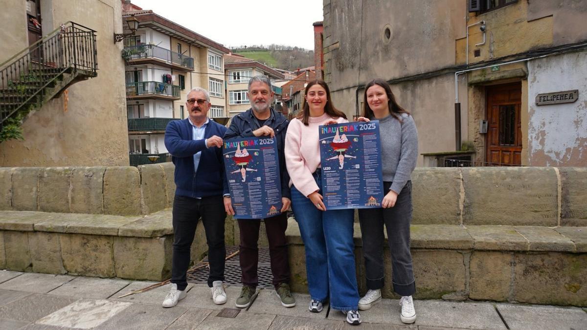 Representantes del Ayuntamiento y de Piztu Lezo