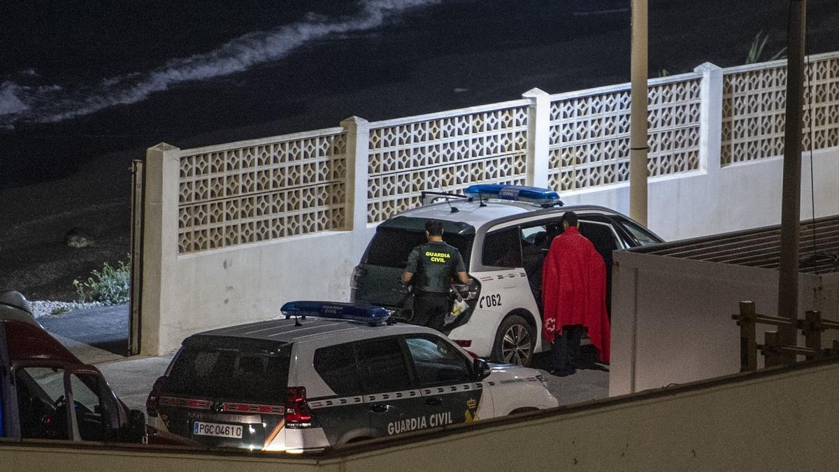 Aumenta la presión migratoria en la frontera del Tarajal en Ceuta.