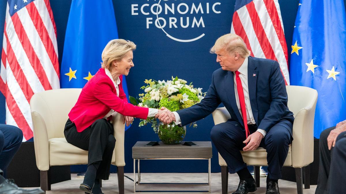 Von Der Leyen y Trump, en un encuentro de 2020.