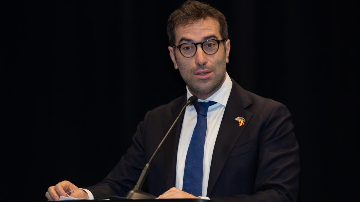 Carlos Cuerpo durante su encuentro con empresarios españoles e inversores en Houston.