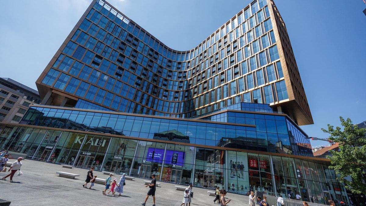 El edificio incendiado en Bruselas.