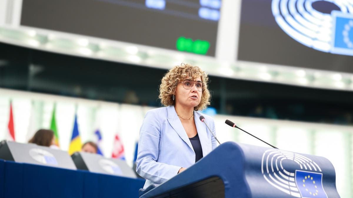 La jefa de la delegación del PP en el Parlamento Europeo, Dolors Montserrat, durante su intervención durante el debate sobre el estado de la Unión Europea (SOTEU)