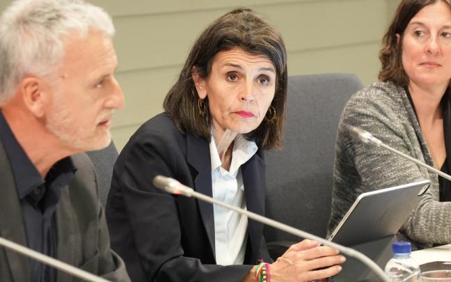 Nerea Melgosa (centro), en el congreso, junto al presidente del TSJPV, Iñaki Subijana; y la decana de la Facultad de Ciencias de la Salud de Deusto, María Carrasco / MITXI Miguel Calvo Alejo Nerea Melgosa (centro), en el congreso, junto al presidente del TSJPV, Iñaki Subijana; y la decana de la Facultad de Ciencias de la Salud de Deusto, María Carrasco