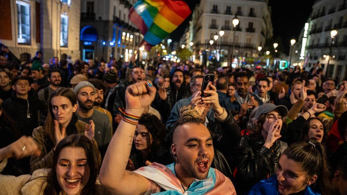 Colectivos LGTBIAQ+ se manifiestan en Madrid en una imagen de archivo.