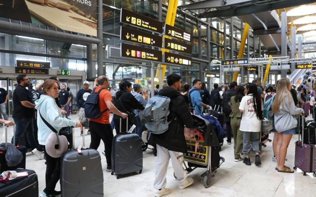 Operación salida en el aeropuerto de Barajas