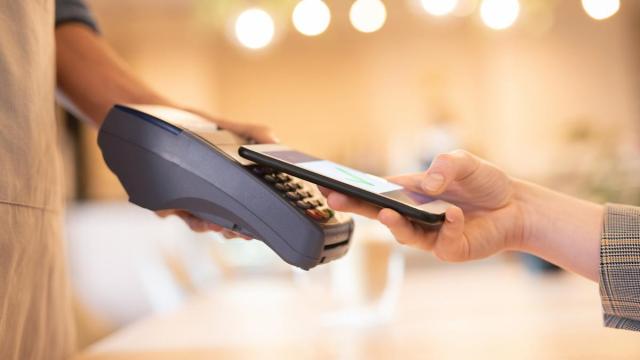 Bizum hará posible en mayo el pago con móvil sin tarjeta.