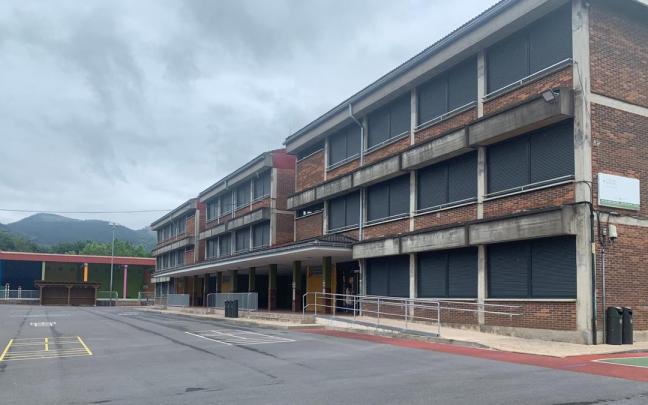 La Asociación de Madres y Padres de la Escuela Pública Maiztegi llevarán a pleno una moción