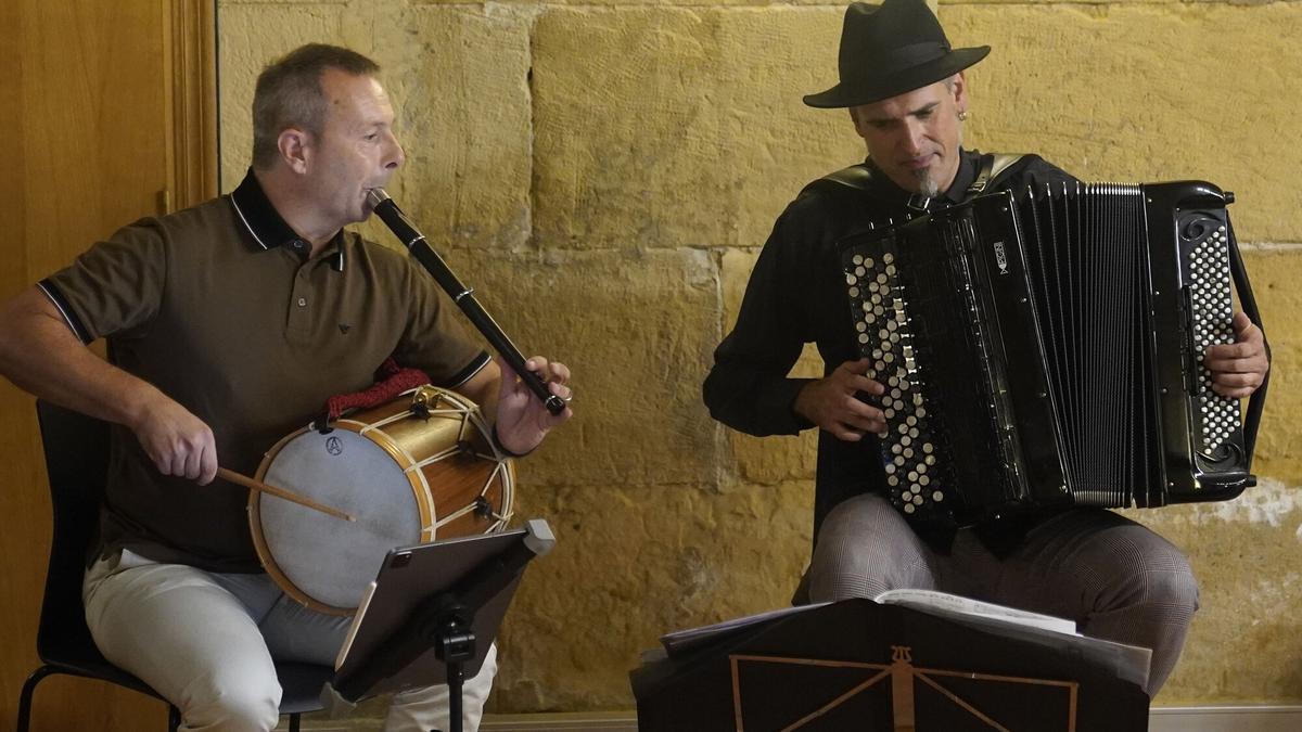 Garikoitz Mendizabal actuará junto a Txalkor Txistulari Taldea y la Banda de Música de Azkoitia el próximo 4 de octubre.